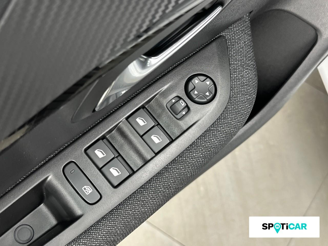 Peugeot 208 1.2 100ch s&s style — photo 19