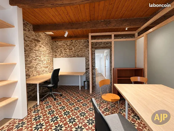 Bureaux 21 m² SAINT PHILBERT DE GRAND LIEU