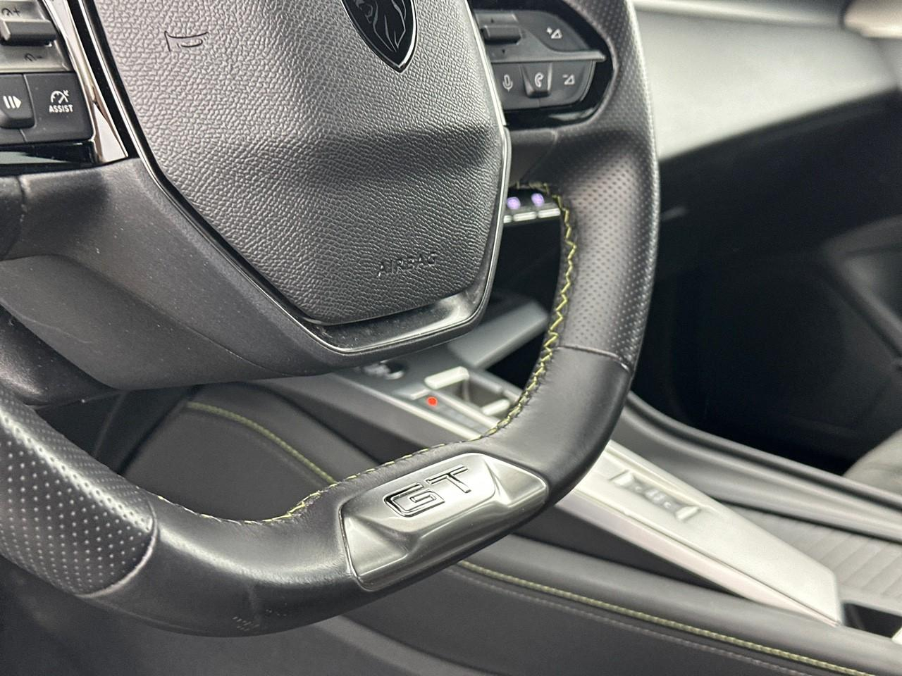 Peugeot 308 sw phev 180 e-eat8 gt — photo 34