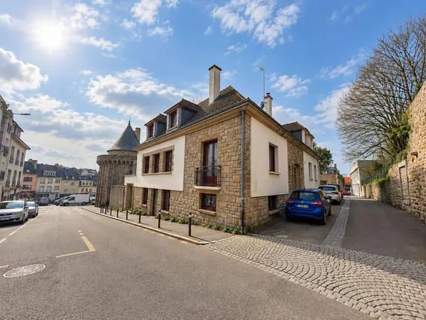 HENNEBONT - PRODUIT D'INVESTISSEMENT RARE