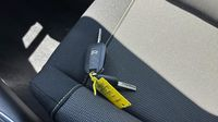 Citroen C3 1.2 PureTech 83ch S&S Shine — photo 16