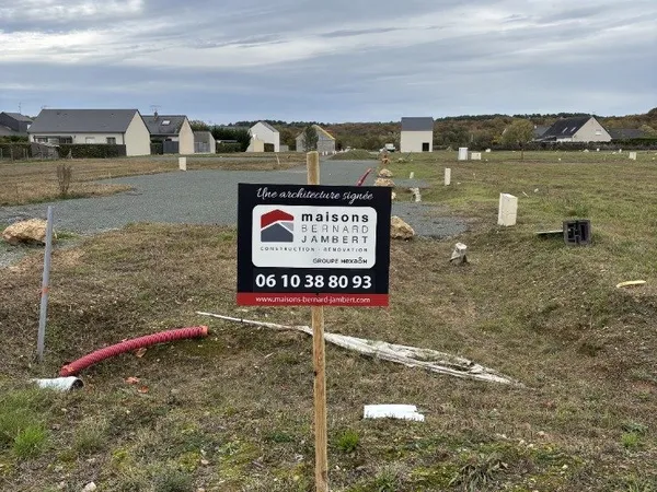 Terrain 552 m²