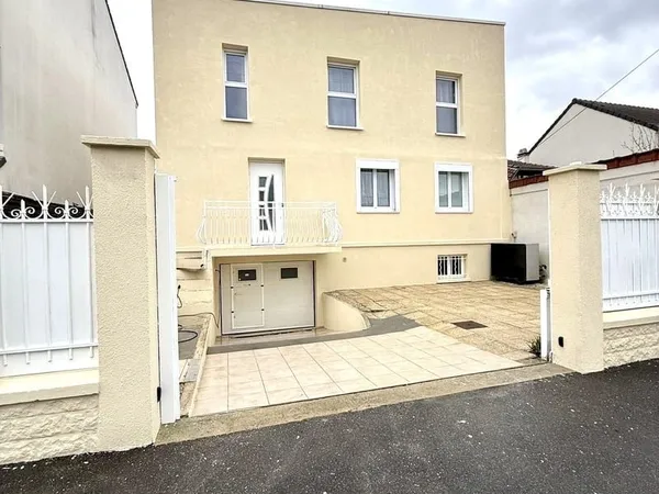 Vente Maison/villa 9 pièces