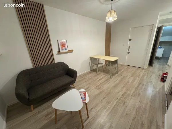 Charmant Appartement 2 pièces en plein centre