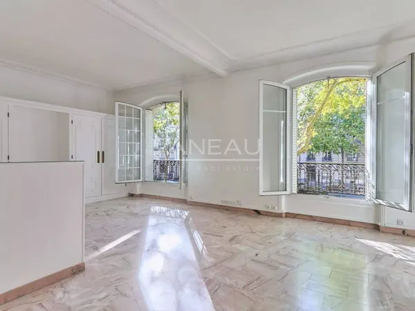 Appartement 4 pièces 81 m²