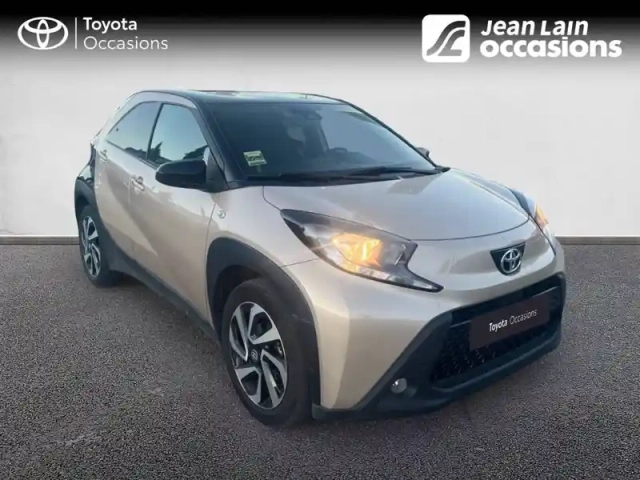 Toyota Aygo X 1.0 vvt-i 72 — photo 3