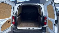 Peugeot Partner Standard 650kg BlueHDi 100ch S&S BVM5 Asphalt — photo 14