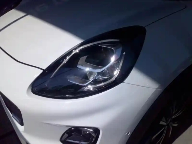 Ford Puma 1.0 flexifuel 125ch s&amp;s mhev e85 titanium — photo 3