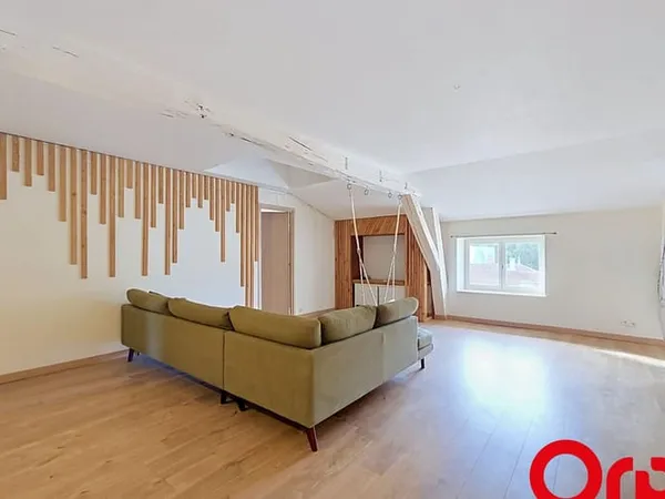 Appartement 3 pièces 121 m²