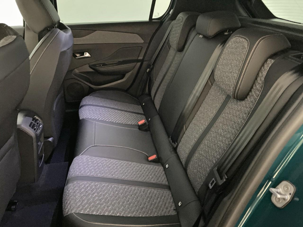 Peugeot 308 bluehdi 130ch s&s eat8 allure — photo 10