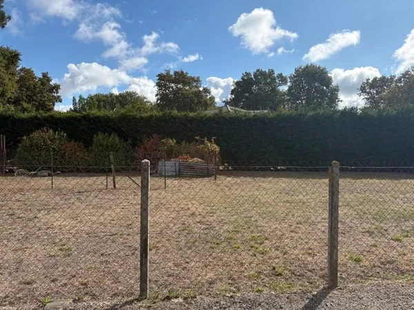 Terrain 369 m²