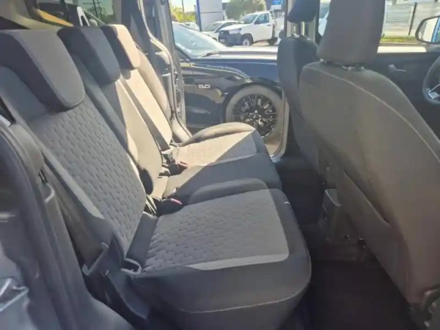 Ford Tourneo Courier 1.0 ecoboost 125ch s&amp;s titanium — photo 12
