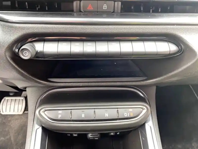 Abarth 600 e 240 ch — photo 10