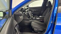 Peugeot 2008 1.2 PureTech 100ch S&S Allure — photo 12