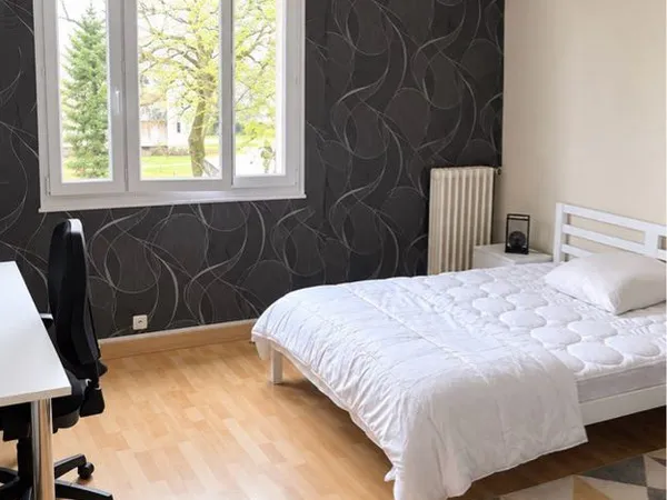 Chambre meublée à louer