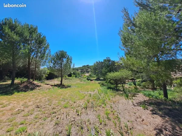 Terrain 700 m² Ledenon