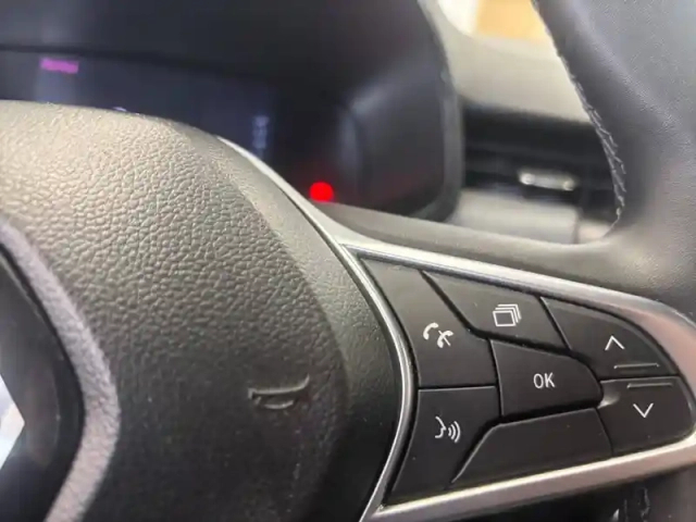Renault Clio tce 90 — photo 23