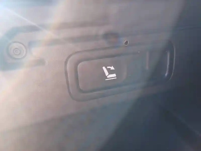 Dacia Bigster hybrid-g 150 4x4 — photo 43