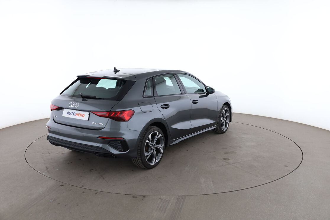 Audi A3 Sportback 35 TFSI mHEV S Line S Tronic 7 — photo 5