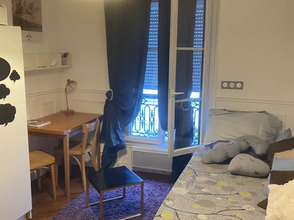 Chambre indépendante dans appartement 3 pièces