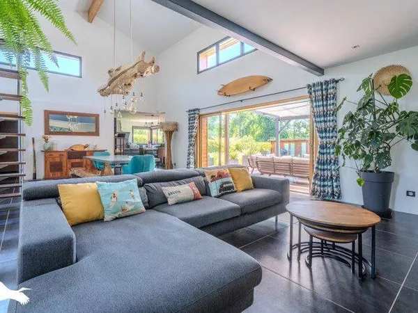 Maison 5 pièces 165 m²