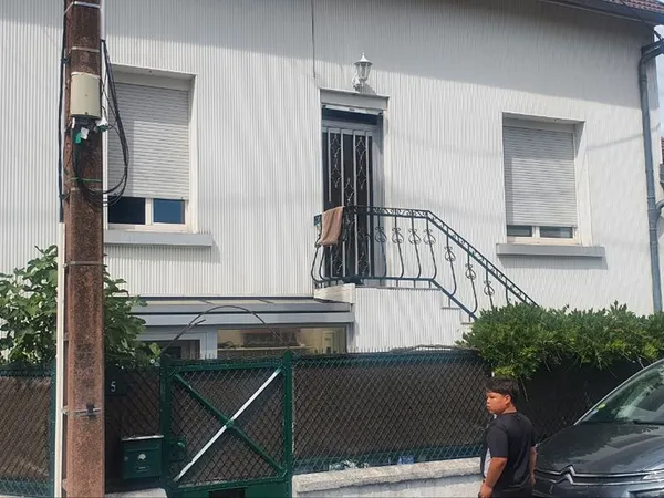 Maison de ville dur 3 niveaux