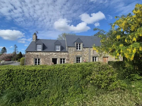 Maison en pierre 5 pièces, 4 chambres Saint Joseph