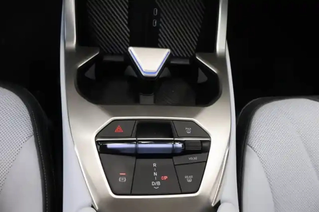 Bmw X3 i 50 xdrive — photo 12