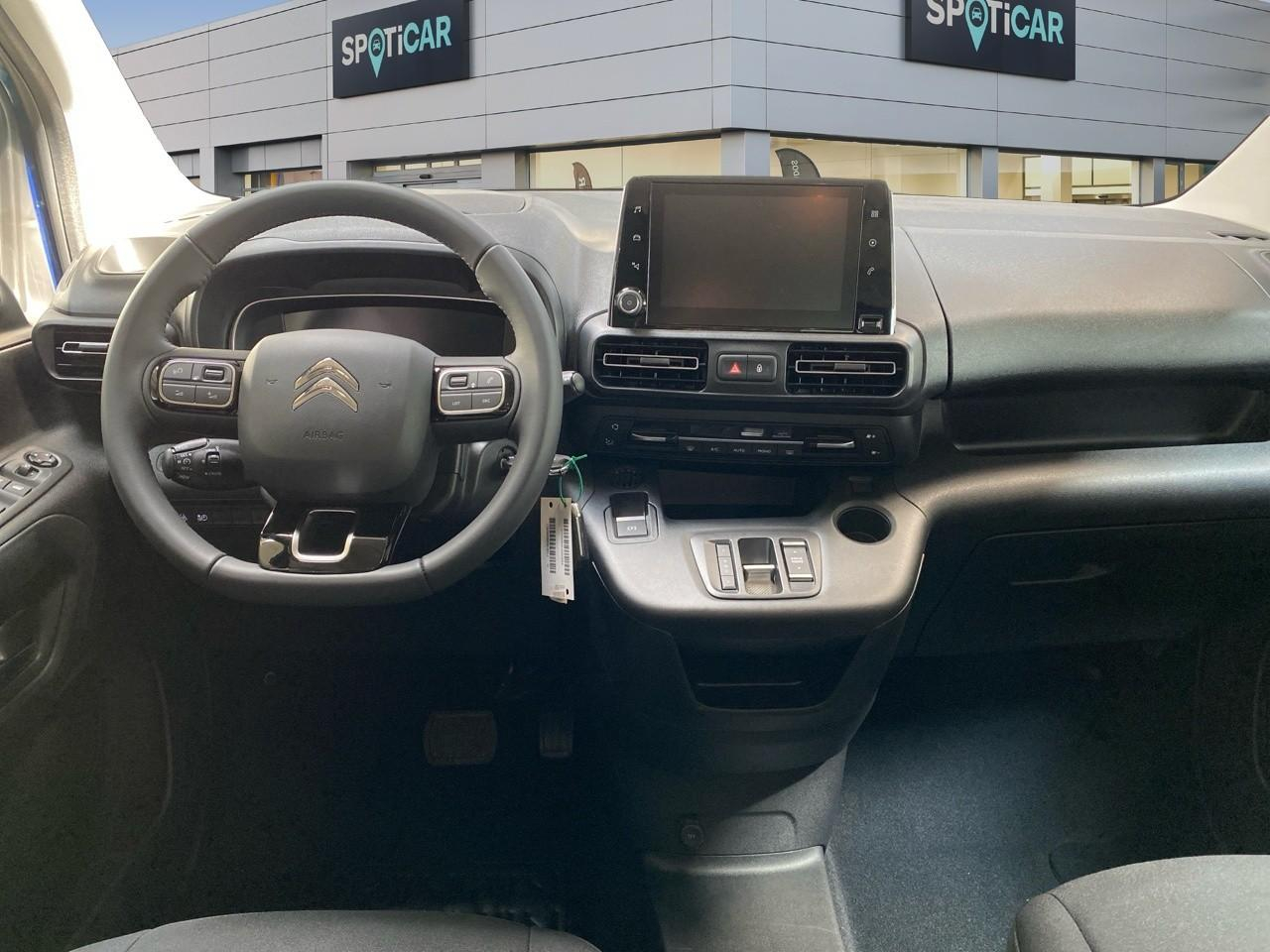 Citroën Berlingo m moteur electrique 136ch (100 kw) shine automatiq — photo 8