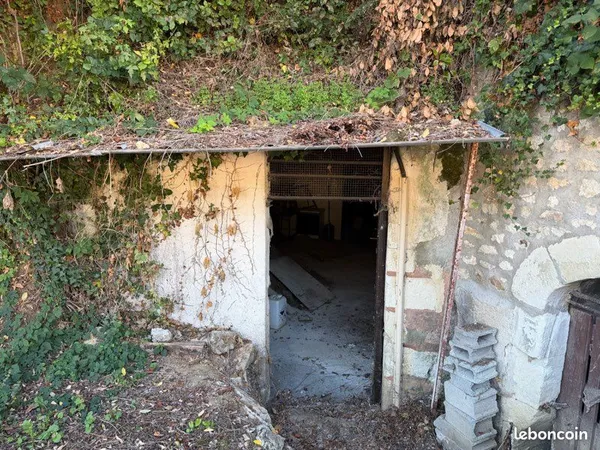 Stockage Vente Luynes 52m² 8000€
