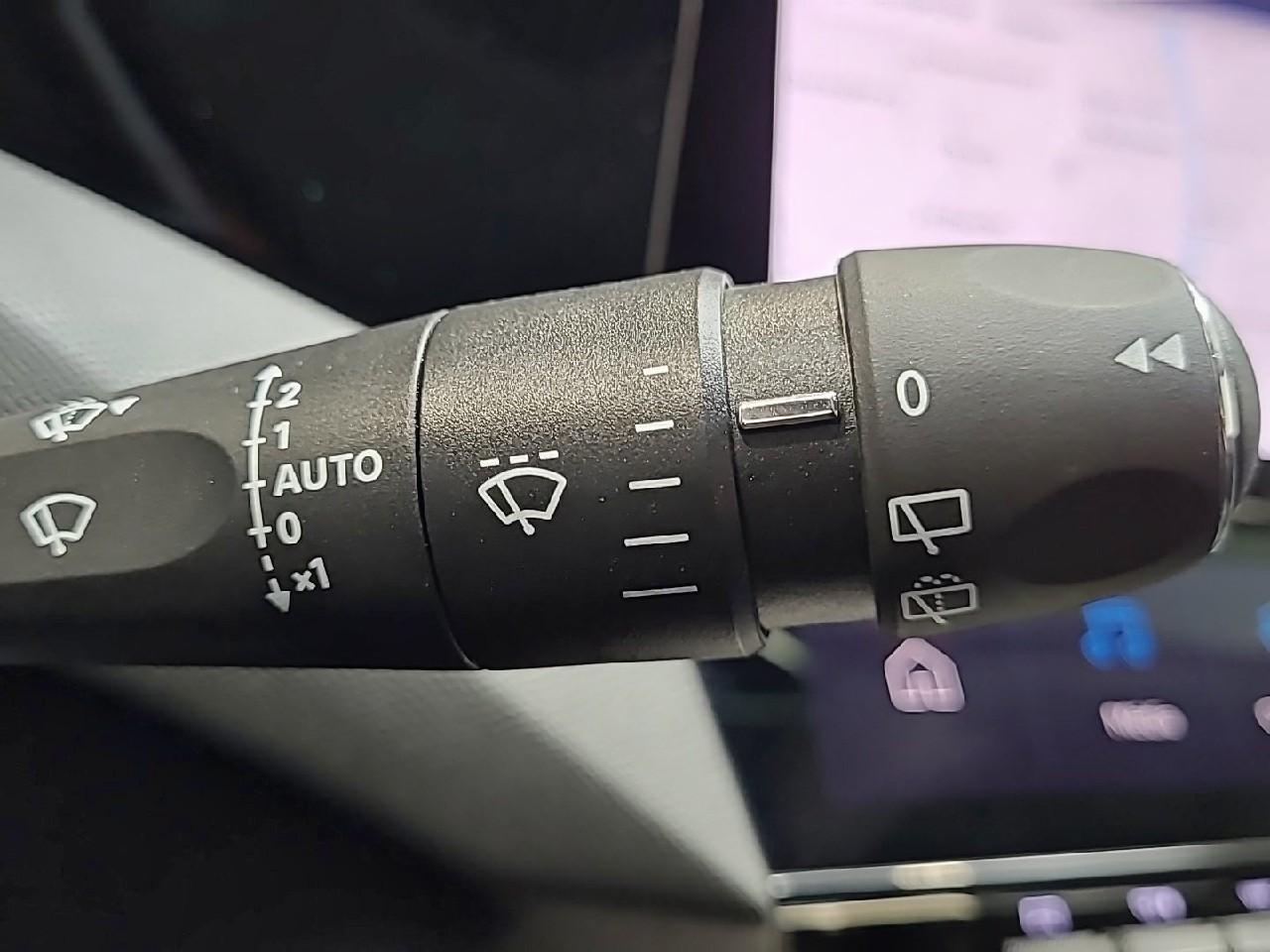 Peugeot 308 phev 180 e-eat8 allure pack — photo 25