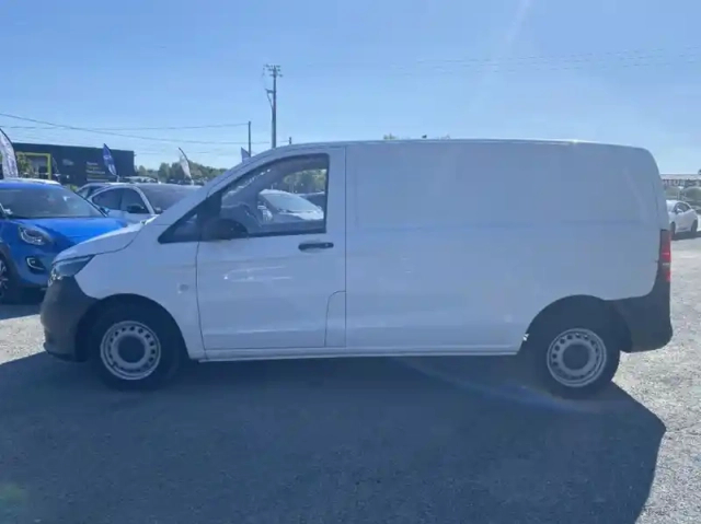 Mercedes Vito fourgon fg 111 cdi compact e6 — photo 24