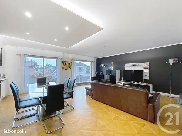 Appartement 4 pièces 105 m²