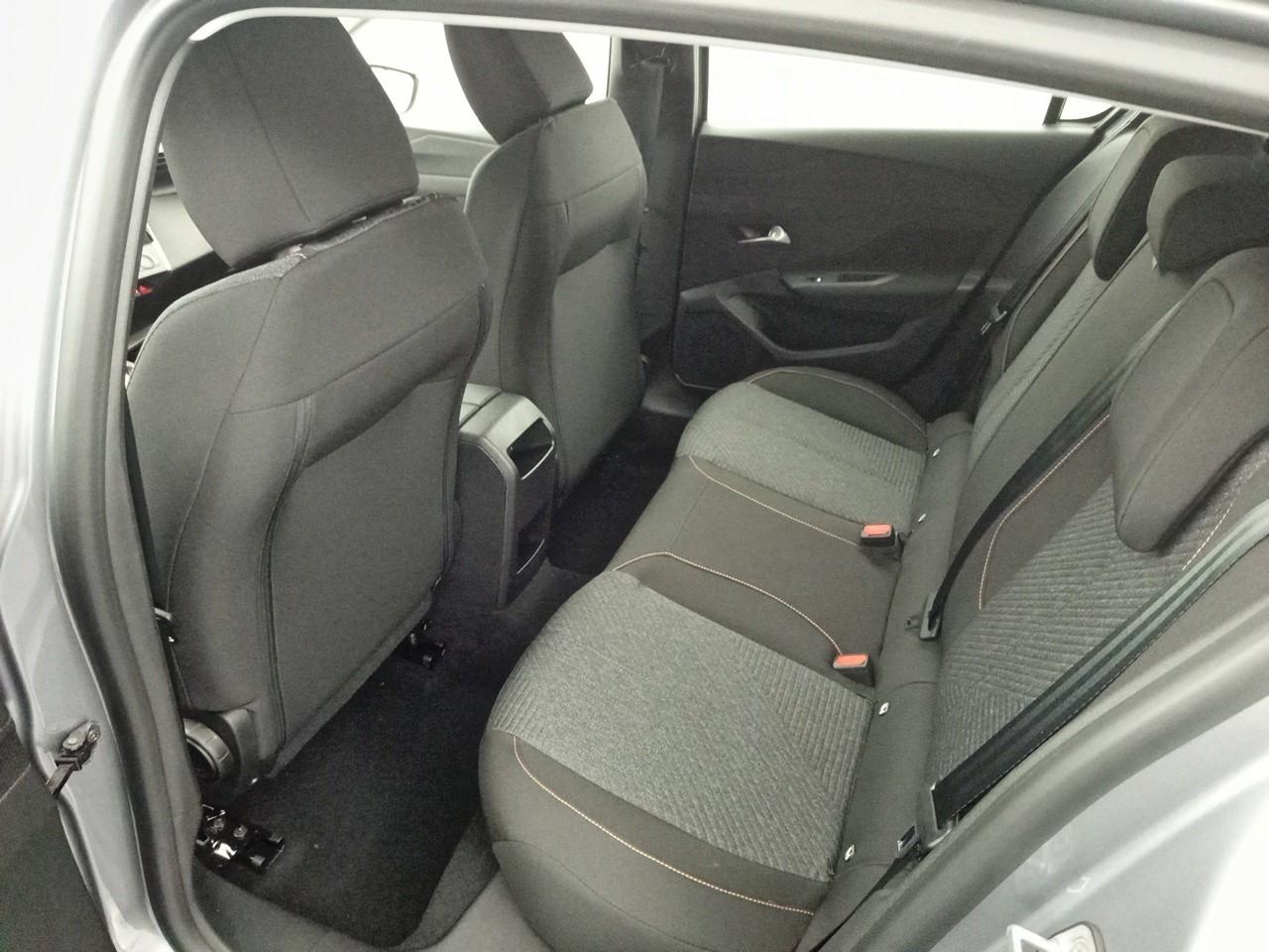 Peugeot 308 hybrid 145 e-dcs6 style — photo 13