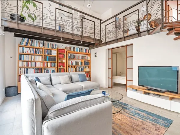 Duplex 2 pièces 83 m²