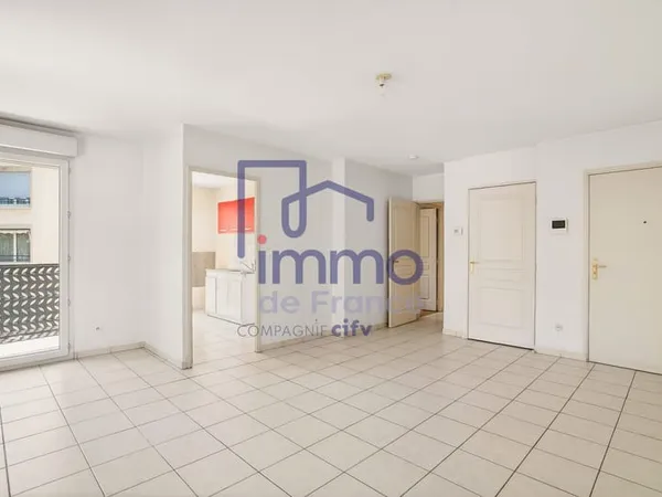 APPARTEMENT T3 + GARAGE PROCHE PART DIEU