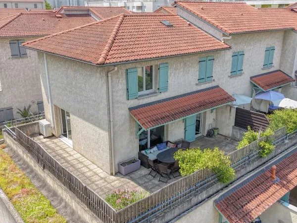 Appartement 5 pièces 100 m²