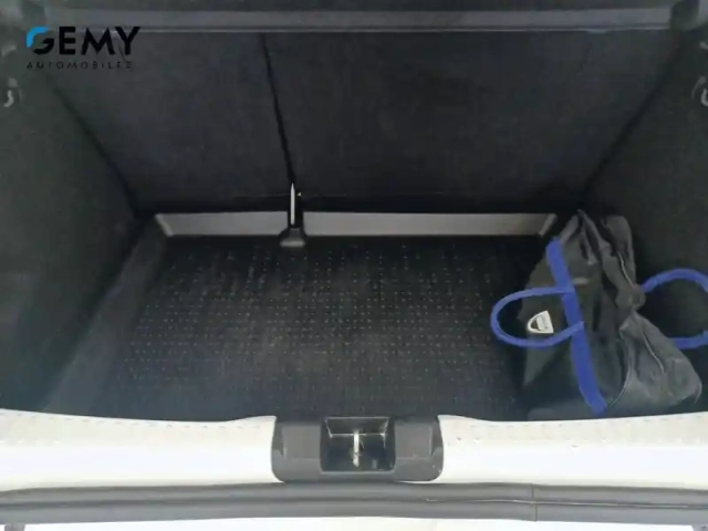 Dacia Sandero sce 65 - 22 — photo 51