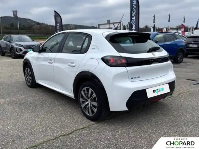 Peugeot 208 electrique 50 kwh 136ch — photo 30