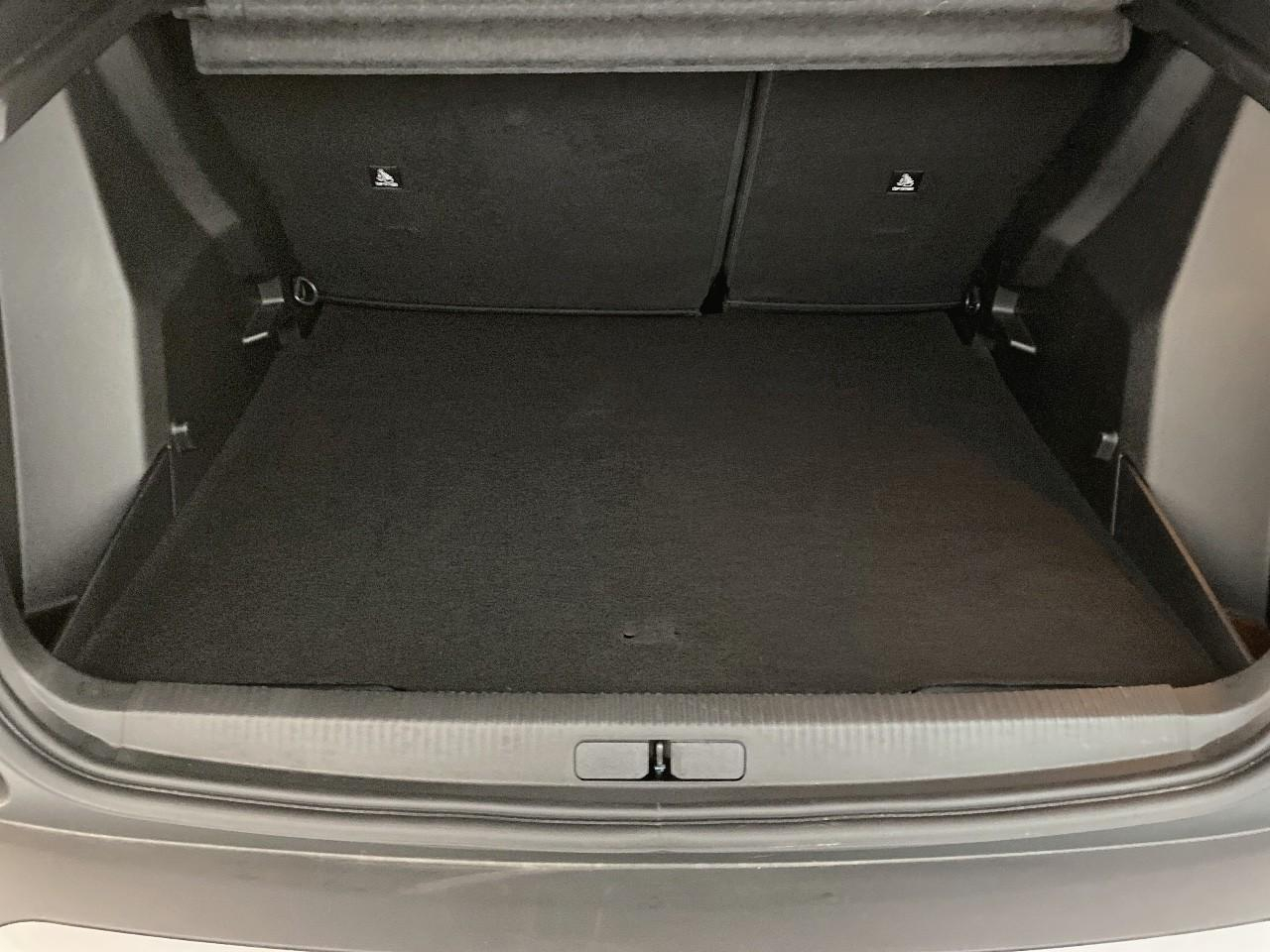 Peugeot 2008 hybrid 145 ch e-dcs6 allure — photo 6