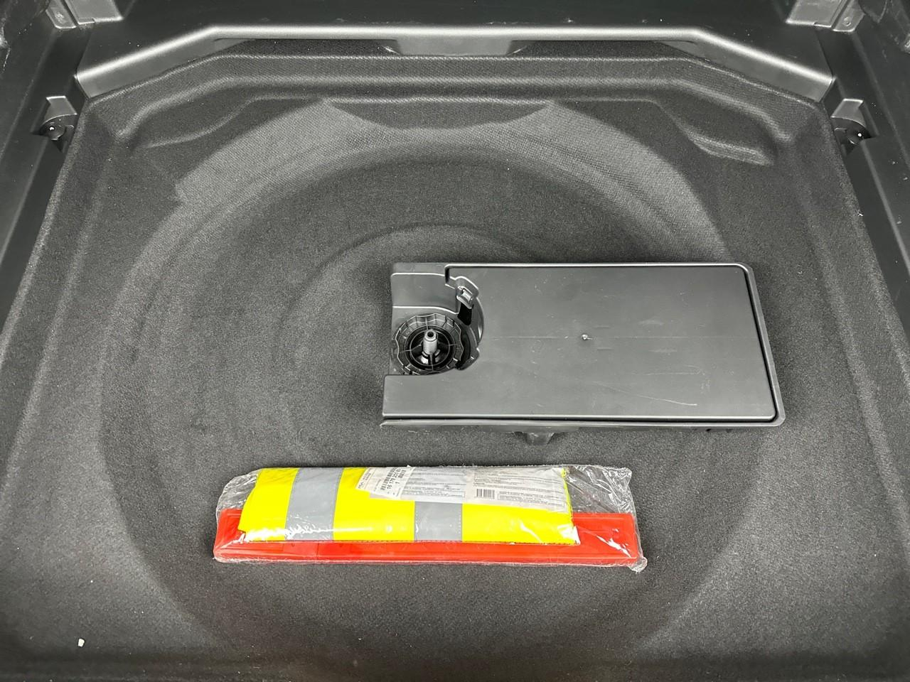 Peugeot 3008 puretech 130ch s&s eat8 gt pack — photo 35