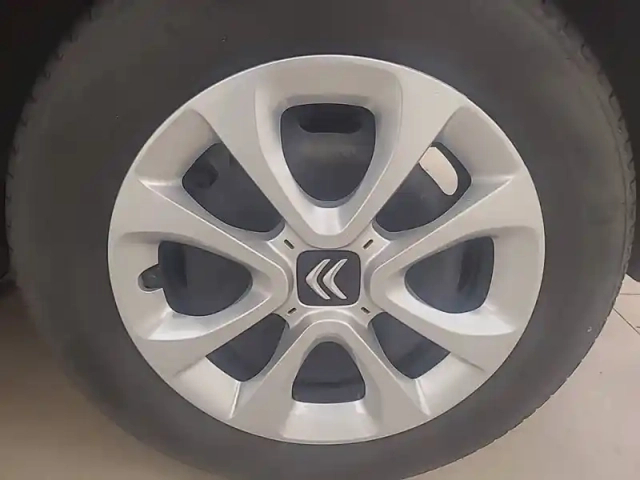 Citroën C3 puretech 83 s&amp;s bvm5 — photo 13