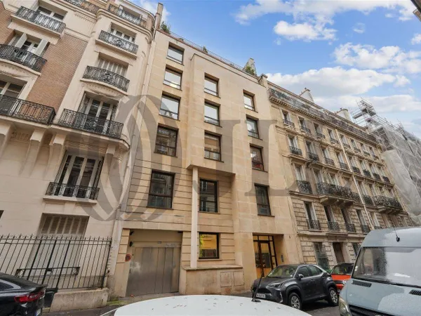 Bureaux 380 m²