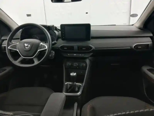 Dacia Sandero 1.0 tce 90ch stepway confort -22 — photo 13