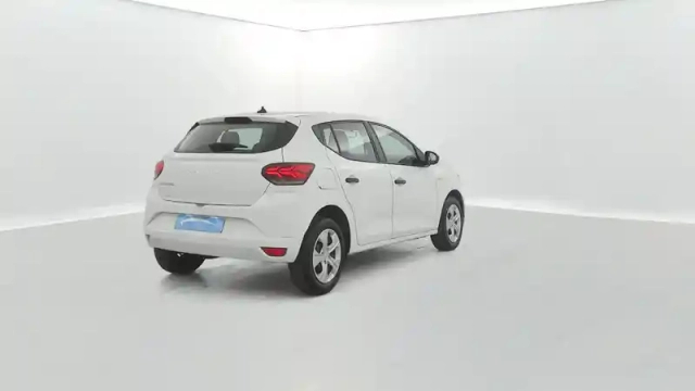 Dacia Sandero eco-g 100 — photo 14