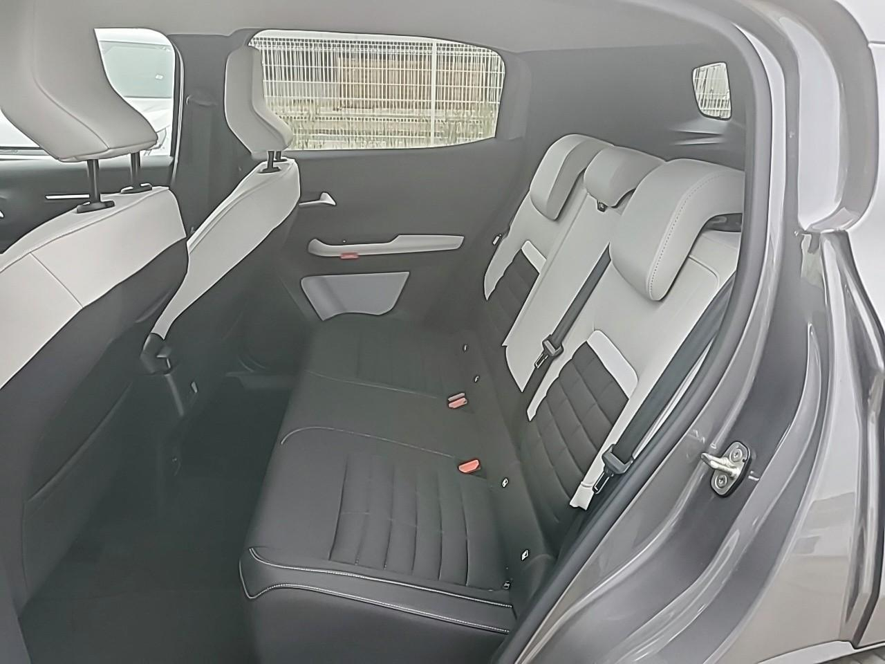 Citroën C3 Aircross hybride 145 ch aut max — photo 10
