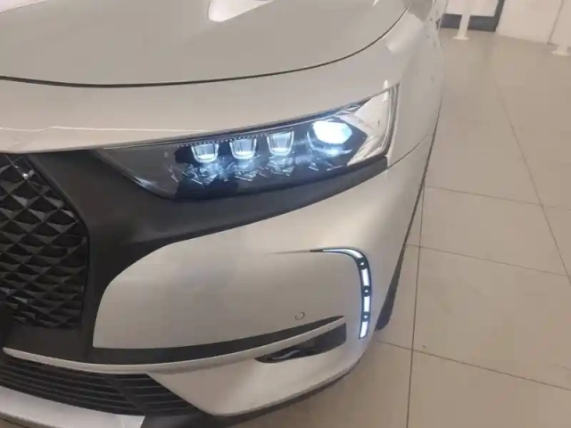 Ds Ds 7 ds7 crossback hybride e-tense 225 eat8 — photo 16