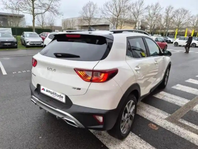 Kia Stonic 1.0 t-gdi 100ch gt line premium — photo 11
