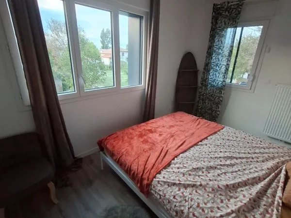 Appartement- maison duplex t4 de 84m2 prochebdu marché