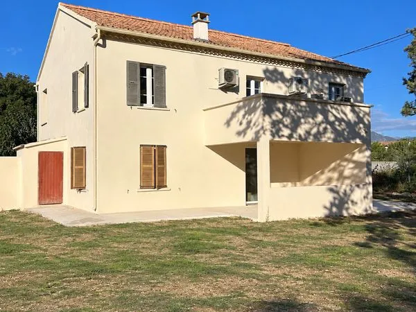 T2 à terminer avec parcelle privative de 205 m²